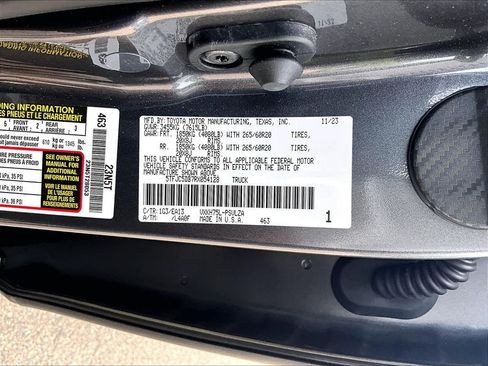 Certified 2024 Toyota Tundra Limited AWD/4WD image 9