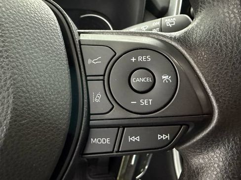 Used 2023 Toyota RAV4 LE FWD image 11