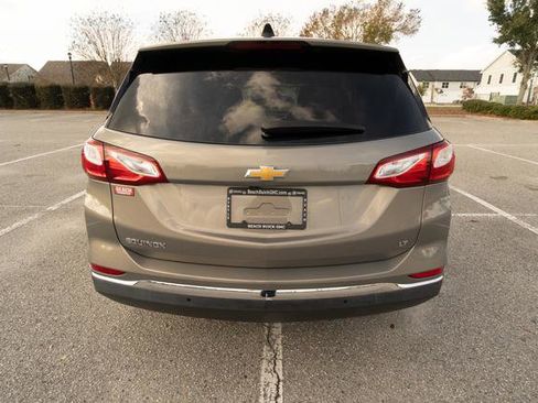 Used 2019 Chevrolet Equinox LT image 4