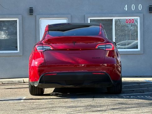 Used 2023 Tesla Model Y Long Range image 6