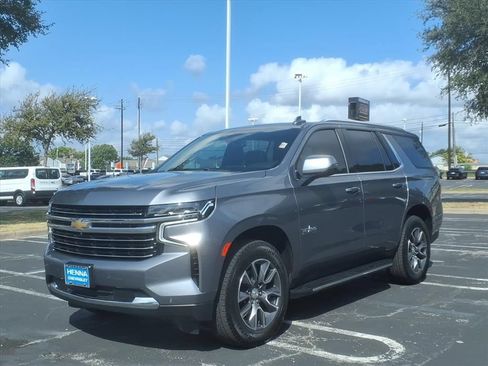 Used 2021 Chevrolet Tahoe LT w/ LT Signature Package RWD image 12