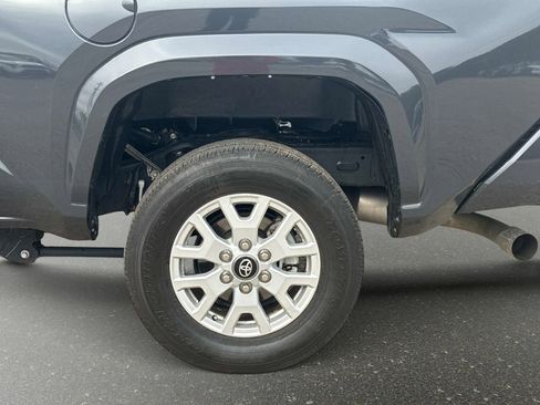 Used 2024 Toyota Tacoma SR5 image 10