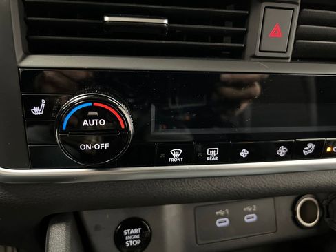 Used 2025 Nissan Rogue SV image 41