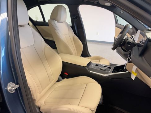 Used 2026 BMW 330i Sedan w/ Convenience Package image 31