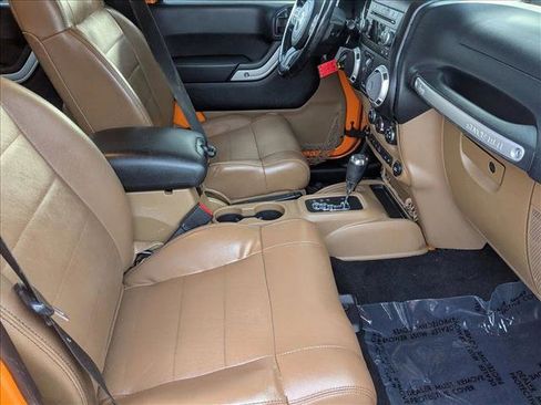 Used 2012 Jeep Wrangler Unlimited Sahara w/ Dual Top Group image 18