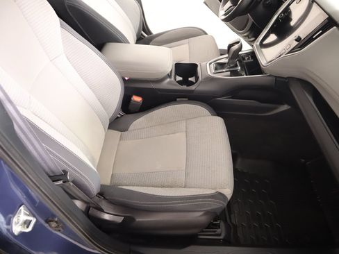Used 2024 Subaru Outback Premium AWD/4WD image 13