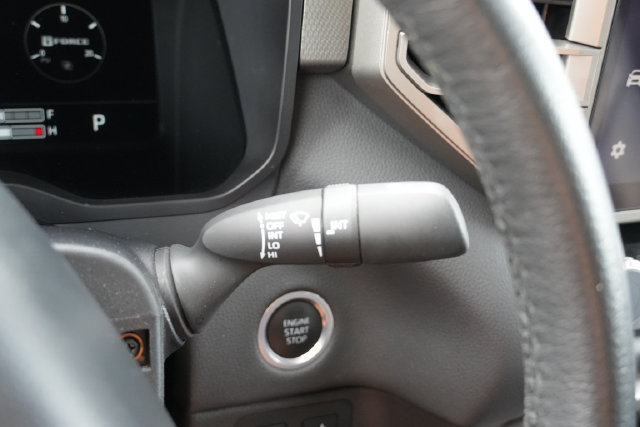 Used 2024 Toyota Tundra Limited AWD/4WD image 28