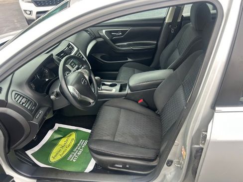 Used 2016 Nissan Altima 2.5 S w/ Power Driver Seat Package FWD image 15