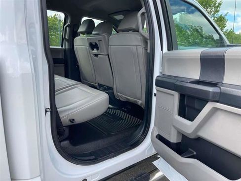 Used 2022 Ford F250 XL w/ Power Equipment Group AWD/4WD image 39