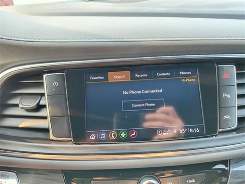 Used 2023 Buick Enclave Essence w/ Experience Buick Package image 24