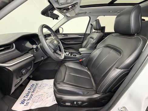 Used 2024 Jeep Grand Cherokee L Limited w/ Rear Seat Video Group I image 4