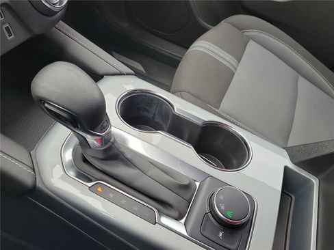 Used 2023 Chevrolet Blazer LT image 30