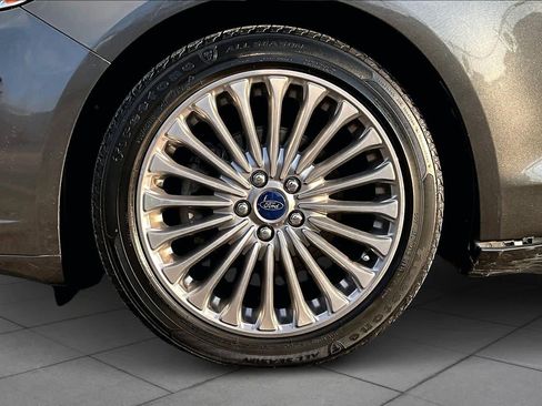 Used 2015 Ford Fusion Titanium image 10