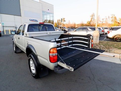 Used 2003 Toyota Tacoma PreRunner image 40