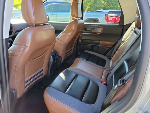 Used 2024 Ford Bronco Sport Outer Banks image 16