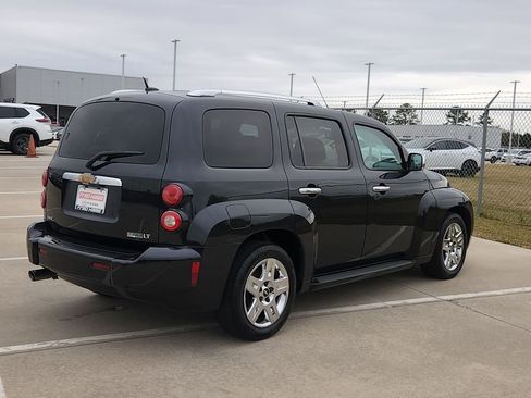 Used 2011 Chevrolet HHR LT image 5