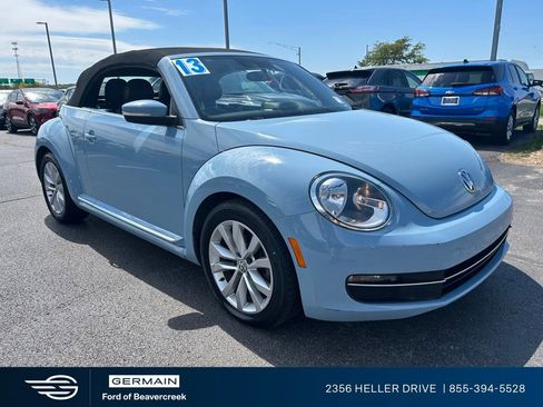 Used 2013 Volkswagen Beetle TDI FWD image 2