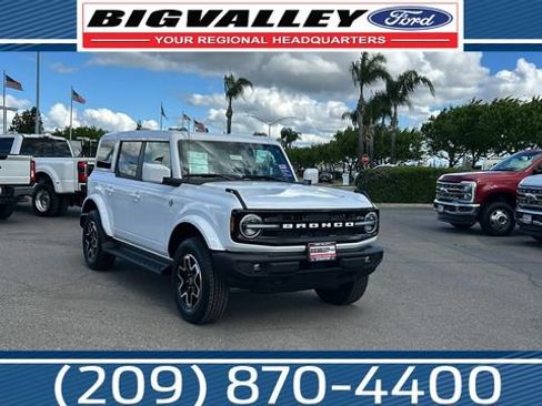 Certified 2025 Ford Bronco Outer Banks image 1