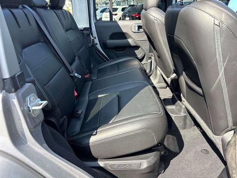 Certified 2021 Jeep Wrangler Unlimited Sahara w/ Cold Weather Group image 15