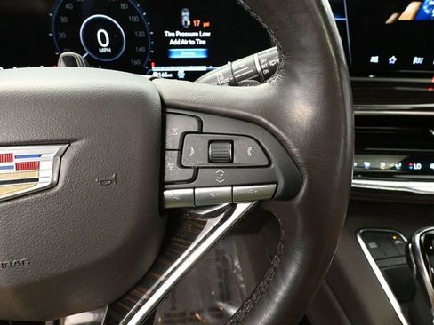 Used 2022 Cadillac Escalade Premium Luxury w/ Touring Package image 33