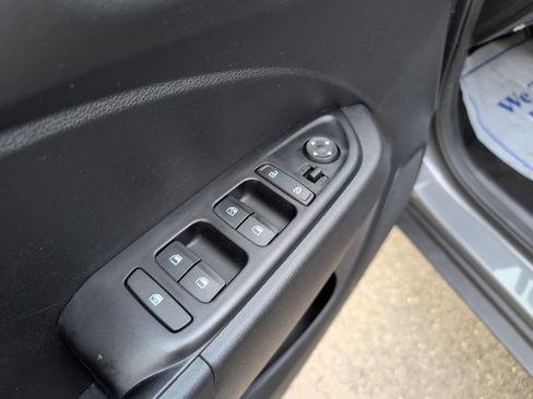 Certified 2023 Hyundai Venue SEL w/ Cargo Package image 14