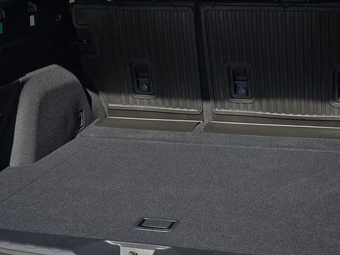 New 2026 Subaru Outback Touring XT image 9