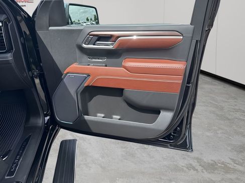 New 2025 GMC Sierra 1500 Denali Ultimate image 11