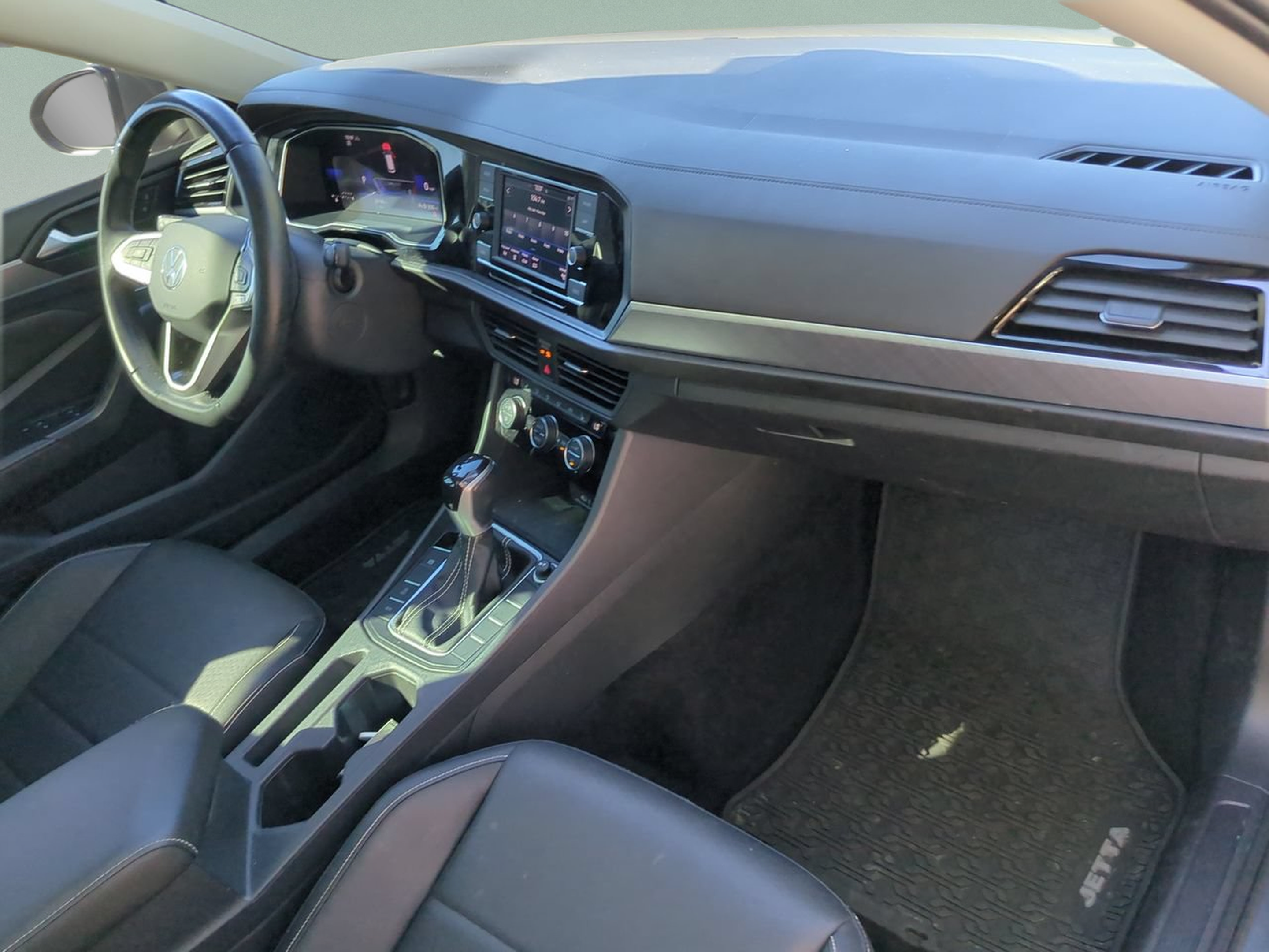 Used 2023 Volkswagen Jetta SE FWD image 20