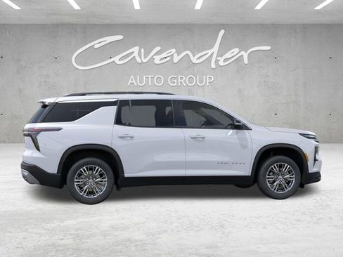 New 2026 Chevrolet Traverse LT image 5
