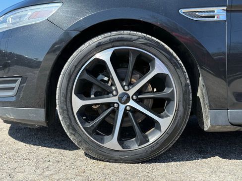 Used 2014 Ford Taurus SEL w/ Equipment Group 201A image 12