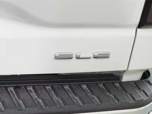 New 2026 GMC Sierra 1500 SLE AWD/4WD image 32
