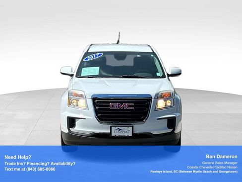 Used 2017 GMC Terrain SLE FWD image 2