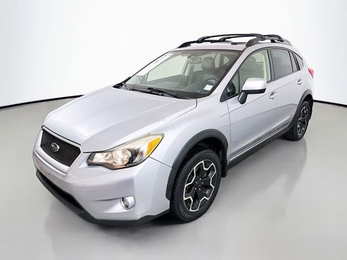 Used 2013 Subaru Crosstrek 2.0i Limited w/ Popular Pkg 2 AWD/4WD image 3