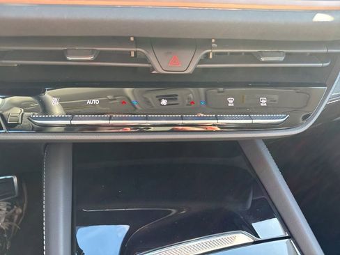 New 2025 Buick Envision Sport Touring image 25