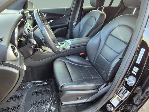 Used 2018 Mercedes-Benz GLC 300 image 21