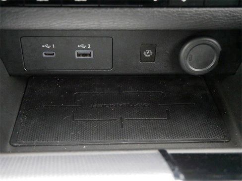 Used 2025 Mitsubishi Outlander SEL image 24