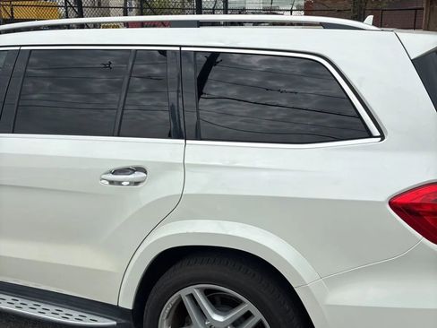 Used 2015 Mercedes-Benz GL 550 4MATIC image 6