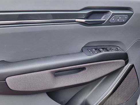 New 2026 Kia EV9 Land AWD/4WD image 6