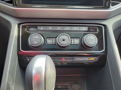 Certified 2023 Volkswagen Atlas SEL R-Line image 22