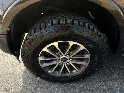 Used 2019 Ford F150 XLT w/ Equipment Group 302A Luxury image 24