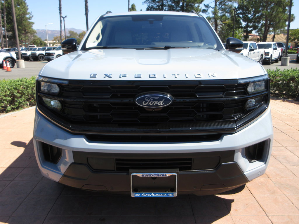 Certified 2025 Ford Expedition Max Active RWD image 8