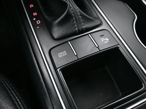 Used 2020 Kia Sorento LX w/ LX I4 Convenience Package image 23