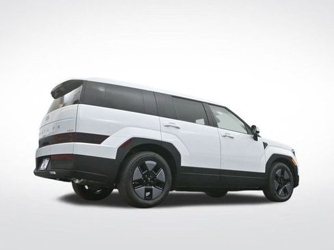 Used 2026 Hyundai Santa Fe SE image 33