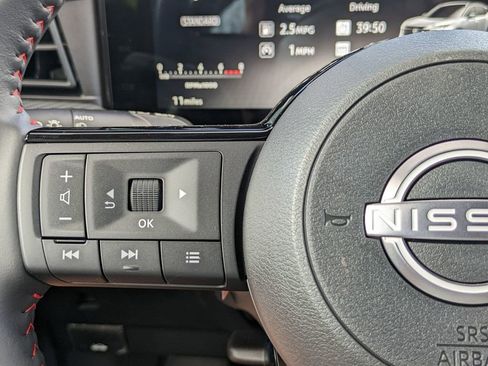 Used 2026 Nissan Kicks SR w/ Illumination Package image 19