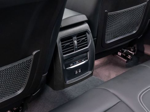 Certified 2023 BMW 330i xDrive Sedan w/ Premium Package image 18