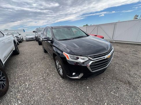 Used 2021 Chevrolet Traverse Premier w/ LPO, Floor Liner Package AWD/4WD image 24