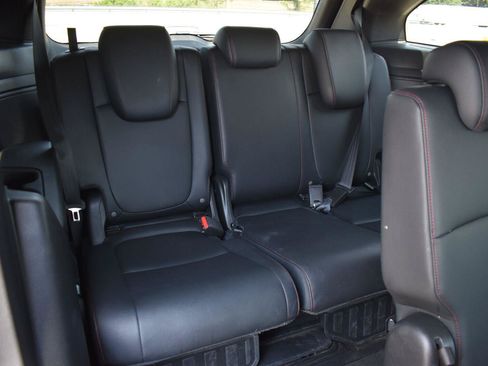 Used 2025 Honda Odyssey Sport-L image 17