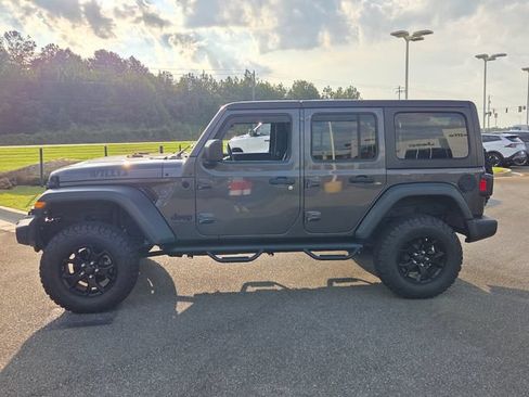 Used 2020 Jeep Wrangler Unlimited Sport AWD/4WD image 4