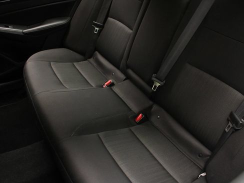 Used 2024 Nissan Altima 2.5 SV AWD/4WD image 19