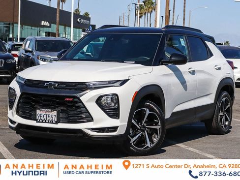 Used 2023 Chevrolet TrailBlazer RS FWD image 1